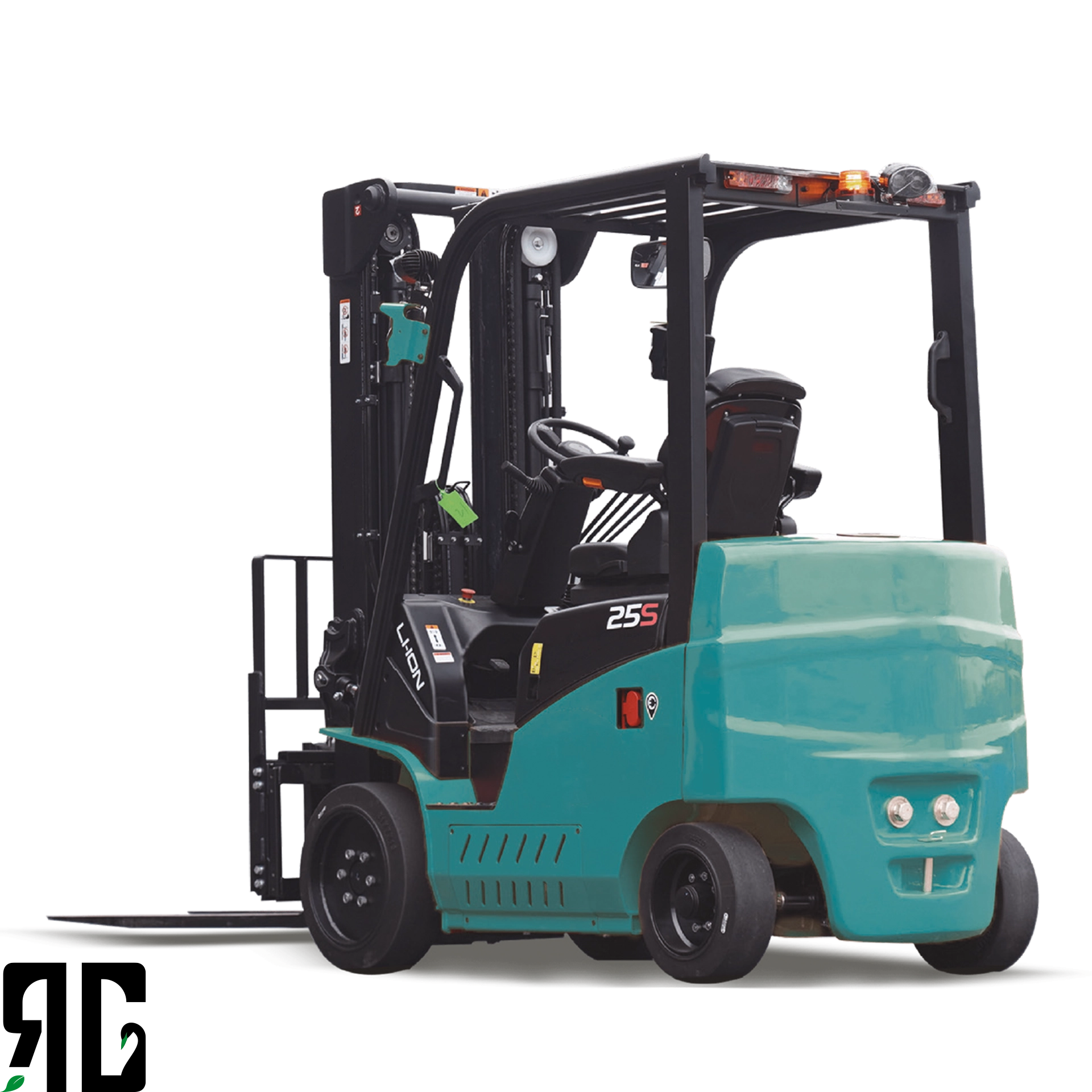 EFLA251S 2,5 ton kapasiteli elektrikli forklift, yüksek raflı modern bir depoda 4,8 metre seviyesinde palet istiflerken; güçlü mast yapısı, dolgu lastikleri ve endüstriyel kullanım odaklı tasarımıyla öne çıkıyor.